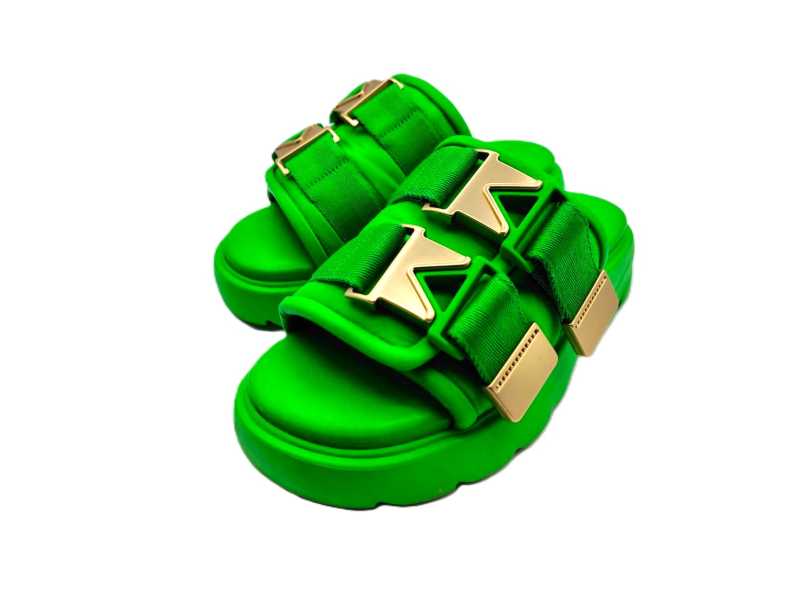 ボッテガヴェネタ買取 フラッシュ レザー サンダル